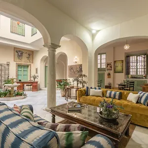 Nuea Casa17 Seville